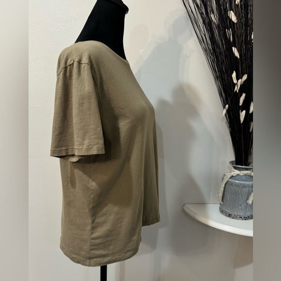 Zara Short Sleeve Classic Tan women’s Tee, Size Large - Picture 4 of 6